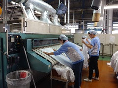 熊本市クリーニング工場内での軽作業（洗濯仕上げ作業）（ID：36933）の求人画像３