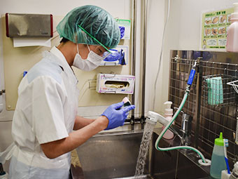 日本医科大学付属病院での軽作業スタッフ（医療器具を清潔に保つ作業）（ID：35919）の求人画像１