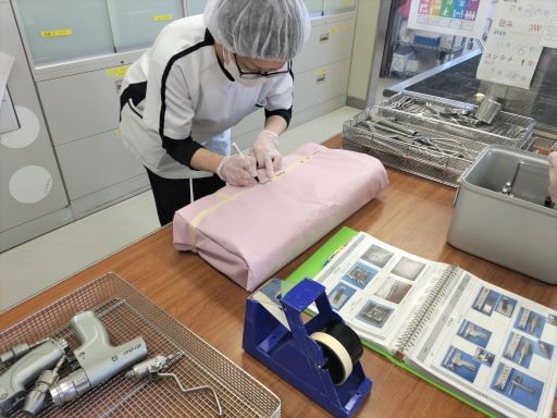 病院内での医療器材の洗浄滅菌・手術室補助業務（ID：41747）の求人画像１